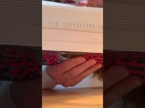 Page turning ASMR! Full Video in my Channel 💗