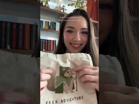 #ASMR scratching on a hand painted canvas tote (made by me!) hehe i like making asmr with my crafts