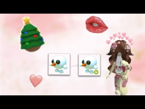 Making neon snowball pet and hatching Christmas egg😱 ASMR mouth sounds + ice cream eating🍦