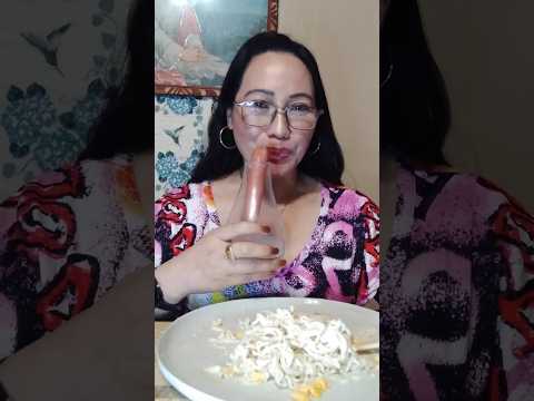 CREAMY NOODLES #shortsfeed #mukbang #americanmukbangers #food #viralshort  #hotdog #milk