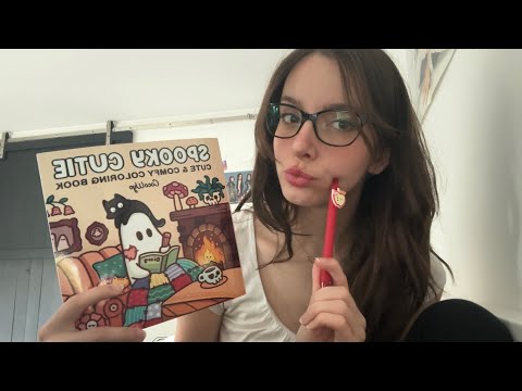 ASMR in French ✧.* Color with me