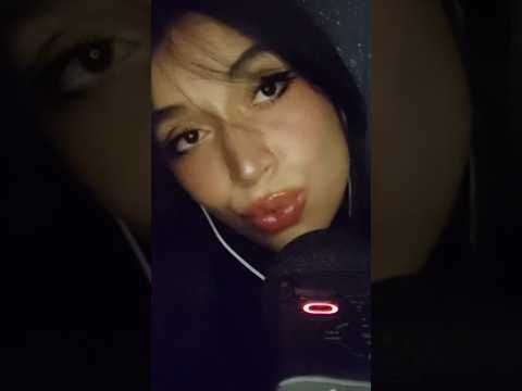 Tapping com unhas de clipe e mouthsounds 💋💋 Video completo no canal 🦋