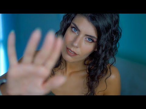 ASMR 🧘🏻‍♀️ Rilassamento Guidato POTENTISSIMO • Intense Whispering + Hands Movements