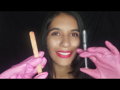ASMR MÉDICA TE EXAMINANDO RÁPIDO 🩺