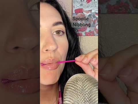 ASMR spoolie nibbling🤤mouth sounds #asmr #mouthsounds #nibbling