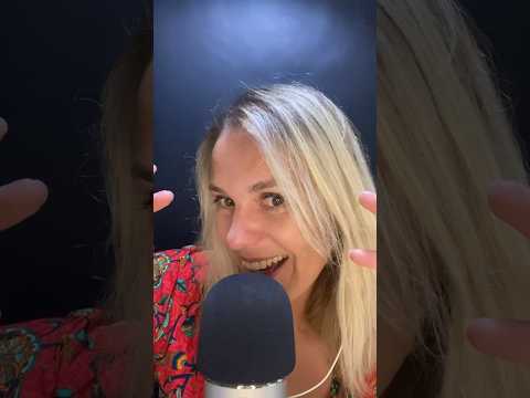 ASMR FR / Petite charade en ASMR ! Quel est ce mot ? #asmrfr #shortsasmr #asmr