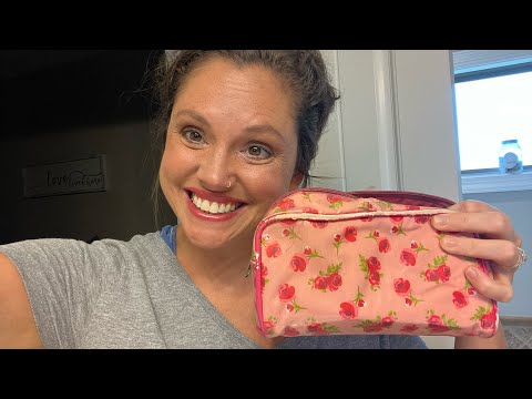 ASMR - Doing My Make-Up - Soft Spoken Gum Chewing