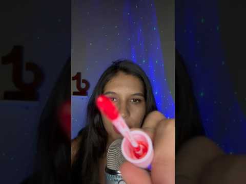 Asmr te maquiando rápido #asmrshorts #shortvideo #asmrmakeup #asmrfast
