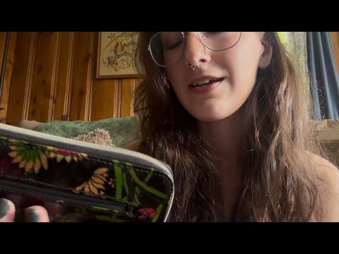 lofi asmr - what’s in my purse (plot twist it’s mostly trash) 