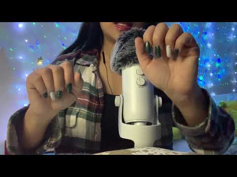 ASMR | relaxing whisper lyric reading + hand movements 🎄 christmas song taylor swift 🎄