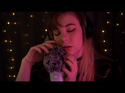 ASMR | Fluffy Mic & Whispering - blue yeti