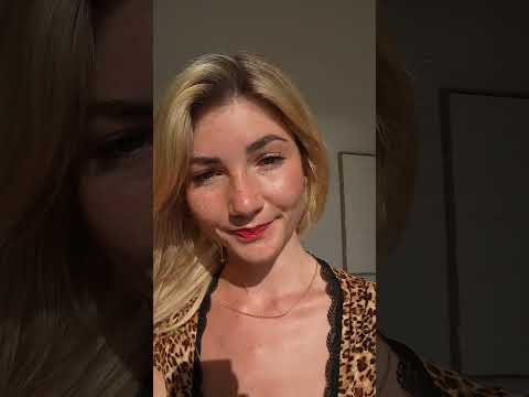 ASMR #kisses  #asmr #relax #tingles #blonde