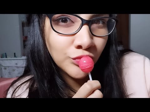 ASMR comiendo paleta y respondo preguntas + leo una historia de ustedes ❤️