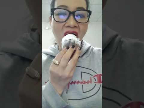 ONE TIME BITE CUP CAKE#mukbang #everyone #shortsfeed #challenge #onebite