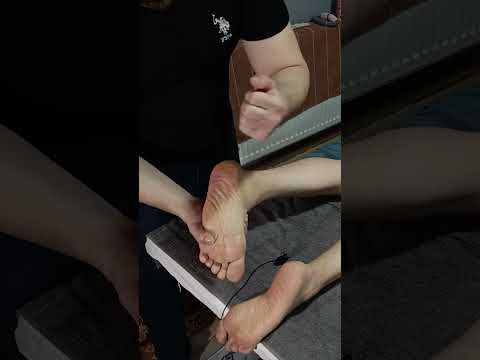 VERY RELAXING BACK AND FOOT MASSAGE THERAPY #shorts  #asmr #massage #relax #relaxing #foot