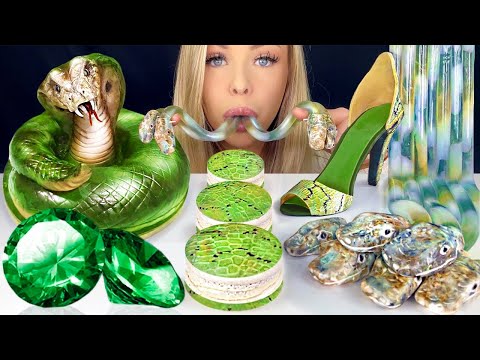 ASMR EDIBLE SNAKESKIN HIGH HEEL, EDIBLE SNAKE JELLY NOODLES MUKBANG 먹방 꿀벌