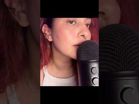 Besitos para ti 😍 #asmr #love #kiss #youtubeshorts #relax #mouthsounds
