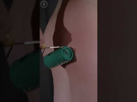 🌿 Cuidado Suave | ASMR Masaje Anticelulitis con Rodillo – Dominica 💆‍♀️