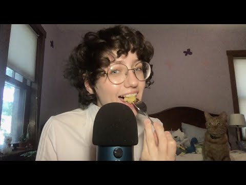 ASMR Coffee Date! Eating my Yummy Lunch 🥰 Mukbang, Ramble Whispers, Personal Attention! ft my Cat 🐈