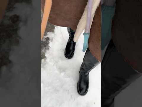 ASMR extrem crunchy sounds auf dem Schnee mit meinen Boots. 👢