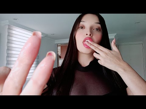 ASMR Español / Spit Painting Intenso 💦 Limpio tu cara + Visual Relax + Mouth Sounds 