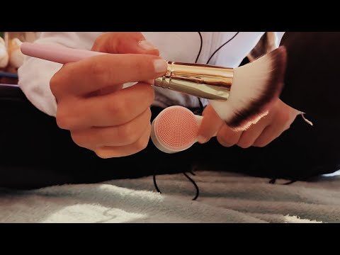 ASMR - RANDOM TRIGGERS IN MY ROOM