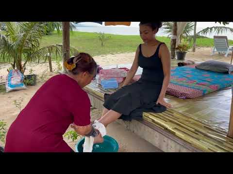 [ASMR] Soothing Oil Massage to Stimulate and Relax the Muscles by The Beach!