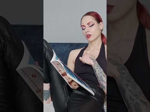 ASMR | Reading Magazine