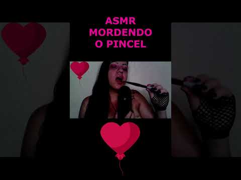 ASMR-SHORTS MORDENDO O PINCEL #rumo1k #asmr #shortsviral2023 #shortsviral #shortsvideo #shorts