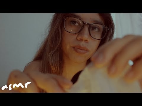 ASMR masajeando y acariciando tu carita