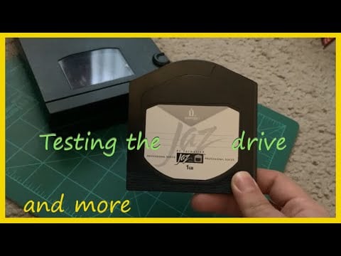 The Iomega Jaz drive | Spinup sounds, unboxing new disk, and how to open