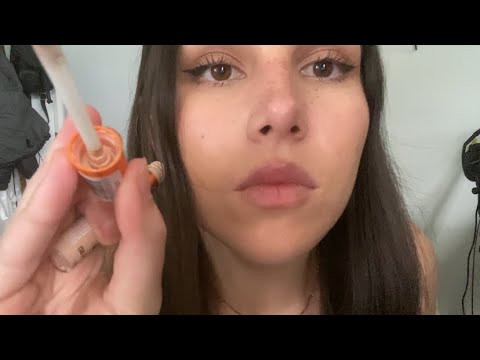 asmr doing your makeup fast (on the screen)