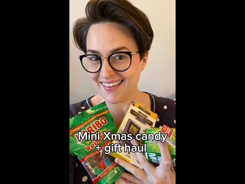 Mini Christmas haul (crinkles, tapping, rambles)