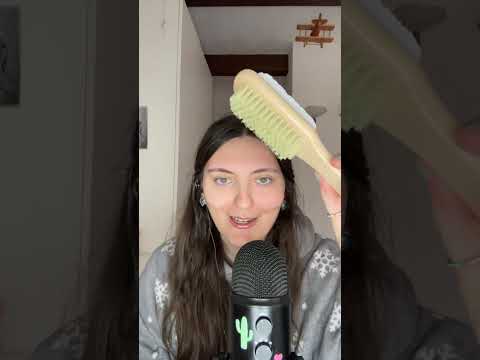 Ary Asmr sta trasmettendo dal vivo.