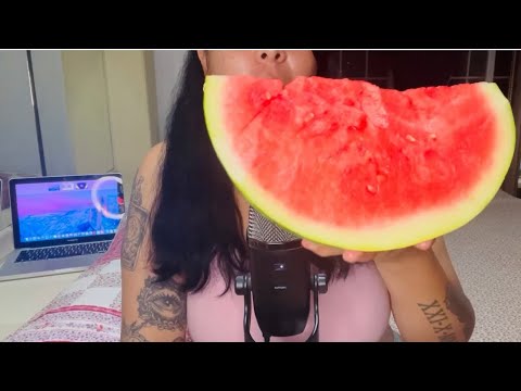 ASMR EN ESPAÑOL 🔥 COMIENDO SANDÍA GIGANT3