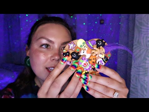 asmr/ HALLOWEEN trigger boards🎃👻🤡 (textured scratching + tapping)