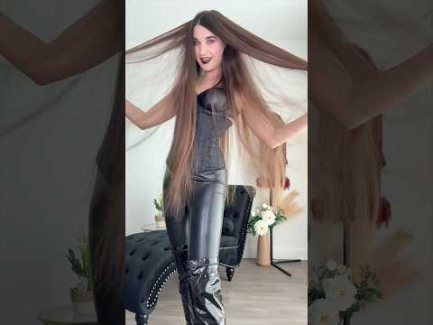 ♠️happy Thursday longhairplay and brush 🖤 #ingashasmr #hairbrushingasmr