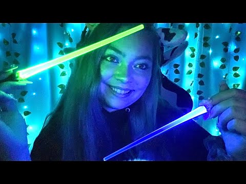 ASMR 1 Hour Eye Scanning with Lights 💤💡🔦 (light triggers, no talking)