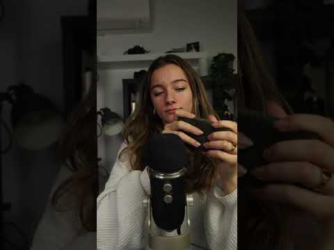 ASMR - Tingly emoji challenge