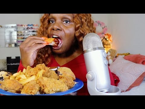 Left Over KFC Hot Wings For Dinner EWM ASMR Eating Sounds