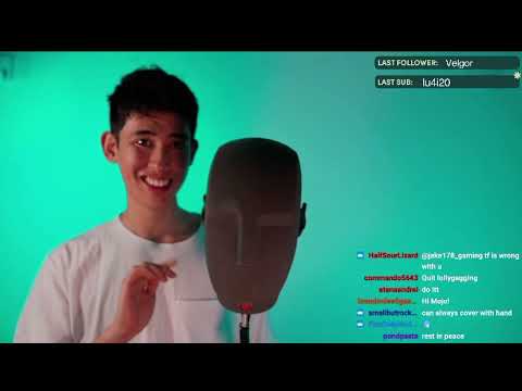 JoJo ASMR did ear licking live on twitch!!￼￼￼