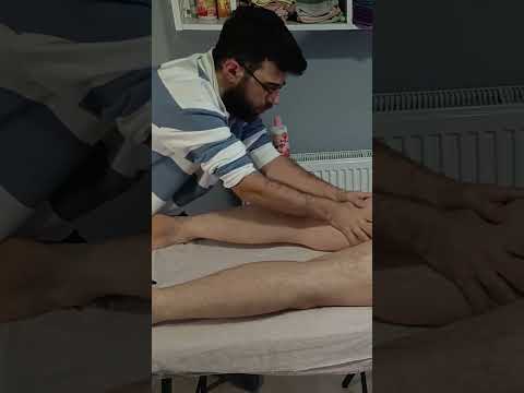MASSAGE THERAPY THAT REDUCES STRESS IN THE HAMSTRINGS #satisfying #relaxing #asmr #shorts #massage