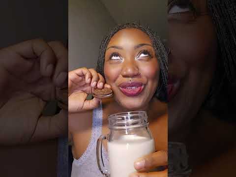 Oreos con horchata 🥛😍 #asmr