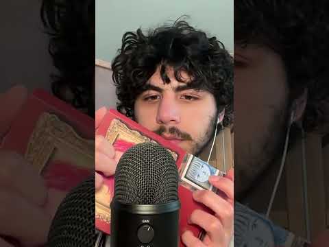 ASMR manga tapping  #relax #triggersforsleep #asmrtriggers #tingles #visualtingle #asmrvideos