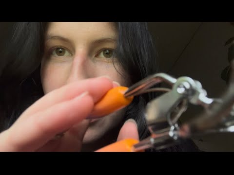 asmr fast and agressive +mouth sounds!