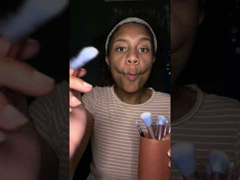 ASMR - Soft Makeup Brush