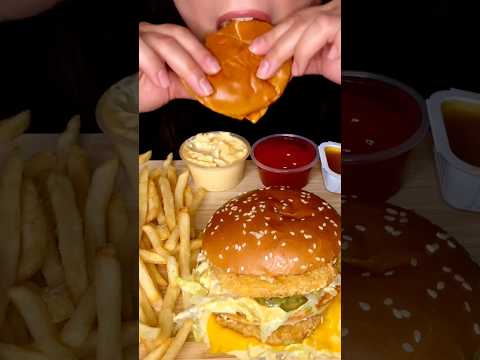 McDonald’s double cheeseburger and fries #asmr #mcdonalds #food #shorts