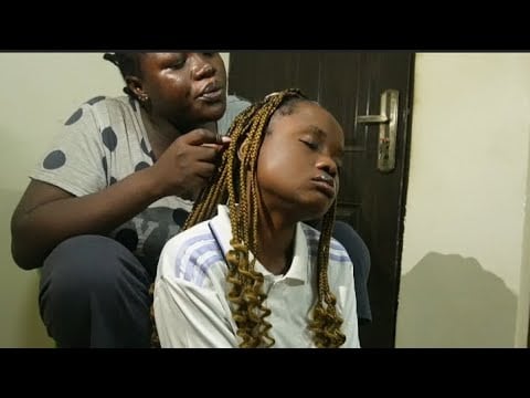 ASMR Gentle Scalp Scratching & Gum Chewing ASMR @BarciHairASMR