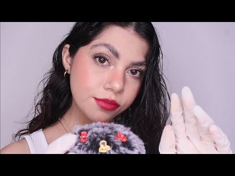 ASMR sonidos en el micro🎙| bug searching & plucking (whispering, inaudible, triggers)♡