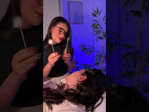 Teste de sensibilidade no couro cabeludo de uma fã #asmr #asmrbrasil #asmraplicado